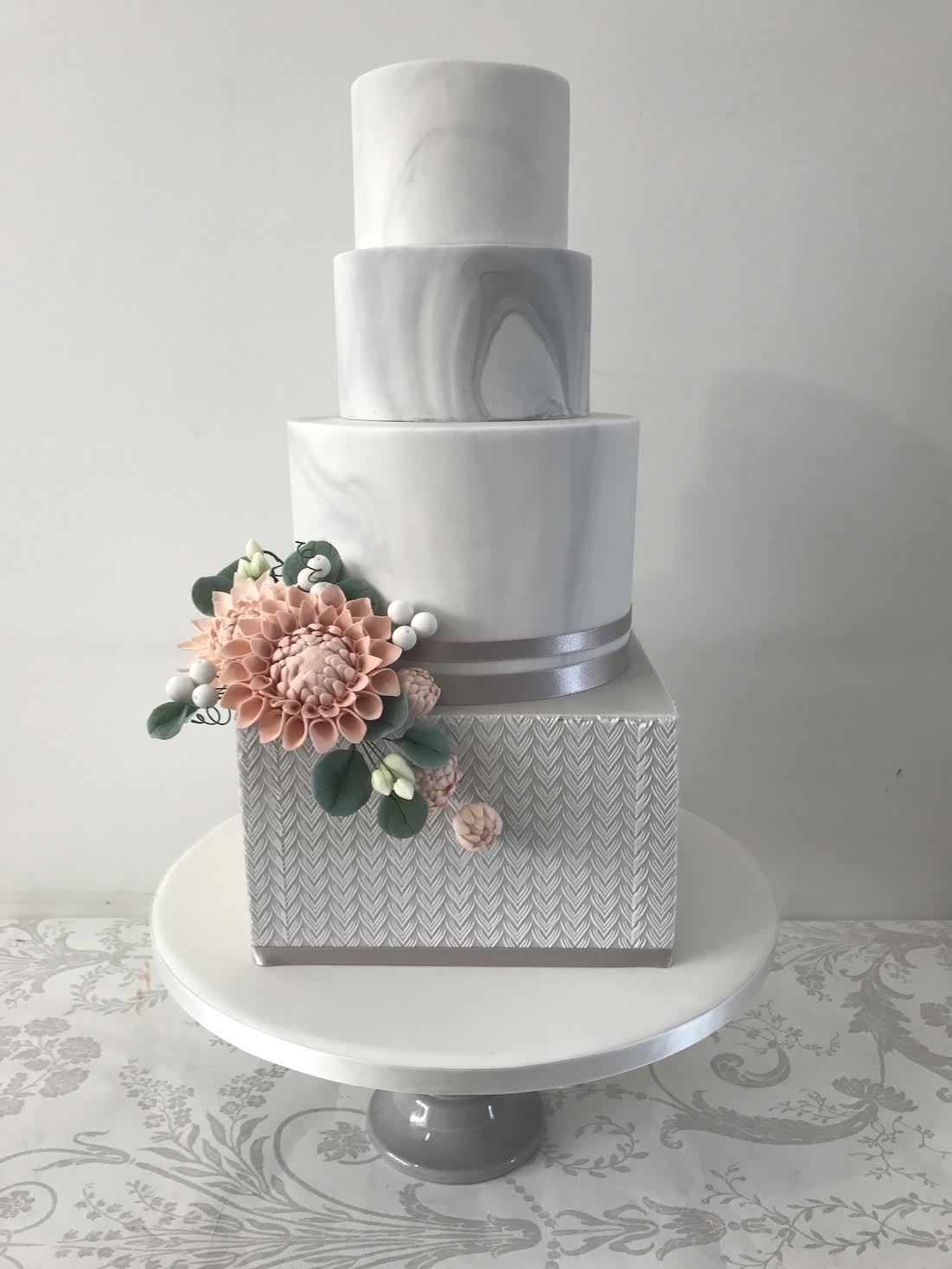 Acacia Cake Stencil