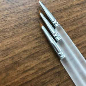 paint brush - fine tip